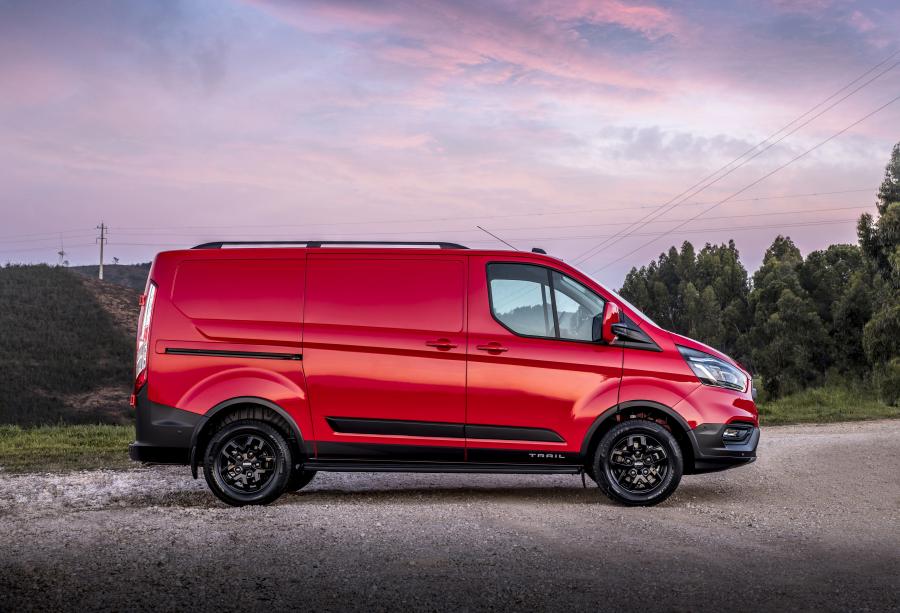  Ford Transit Custom Trail 2020 года  (EU) (фото 6 из 20)